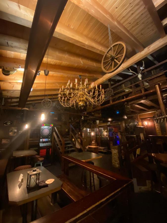 Апартаменты Schlafen Ueber Der Whiskybar Рюдесхайм-на-Рейне Экстерьер фото